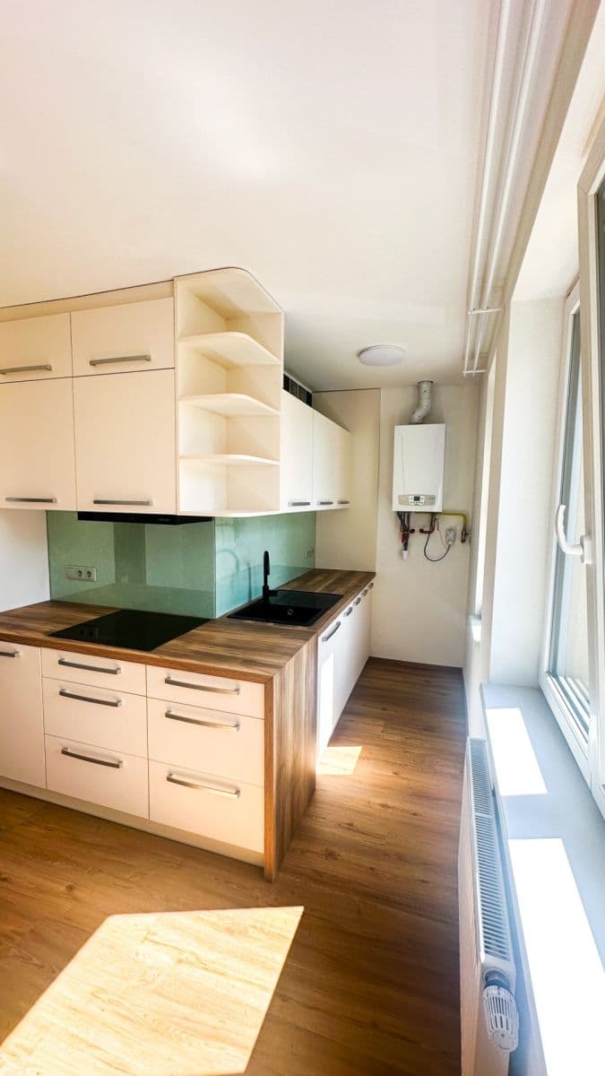 Pronájem bytu 3+1 80 m², Stonařov, Kraj Vysočina Pronájem bytu 3+1 80 m², Stonařov, Kraj Vysočina