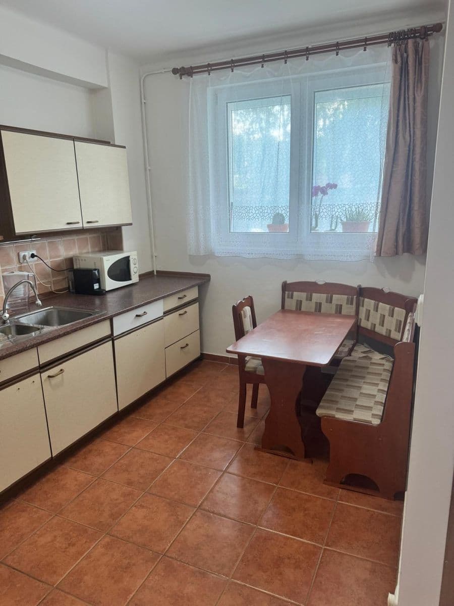 Pronájem bytu 2+kk 56 m², Osadní, Praha, Praha Pronájem bytu 2+kk 56 m², Osadní, Praha, Praha