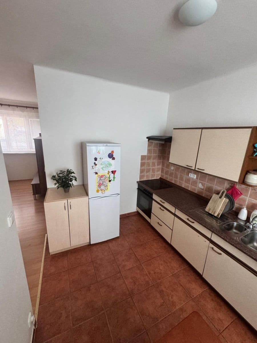 Pronájem bytu 2+kk 56 m², Osadní, Praha, Praha Pronájem bytu 2+kk 56 m², Osadní, Praha, Praha