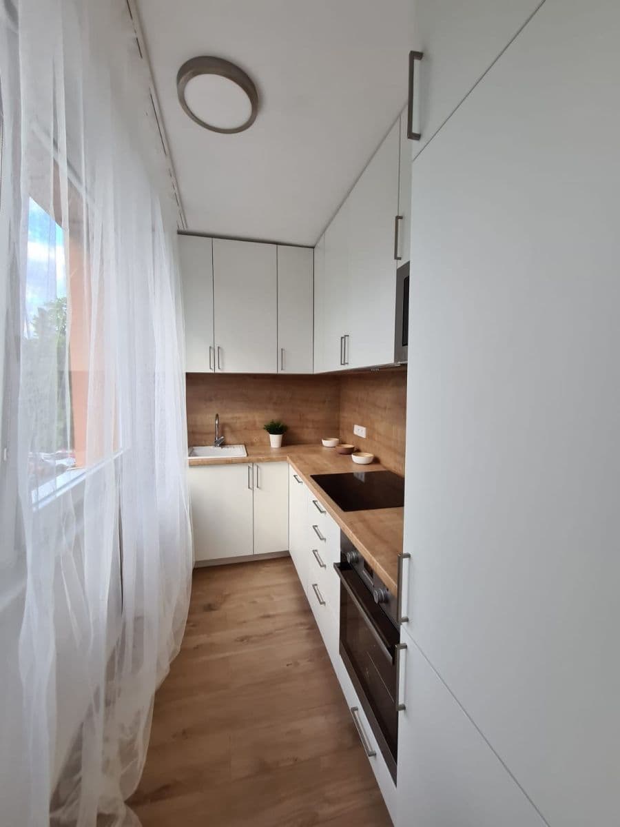 Pronájem bytu 3+kk 62 m², U Stadionu, Chrudim, Pardubický kraj Pronájem bytu 3+kk 62 m², U Stadionu, Chrudim, Pardubický kraj