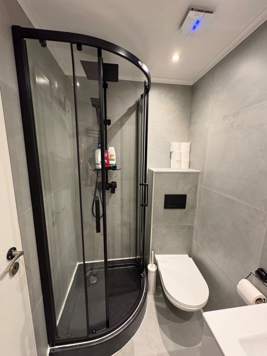 Pronájem bytu 1+kk 28 m², Na Celné, Praha, Praha Pronájem bytu 1+kk 28 m², Na Celné, Praha, Praha
