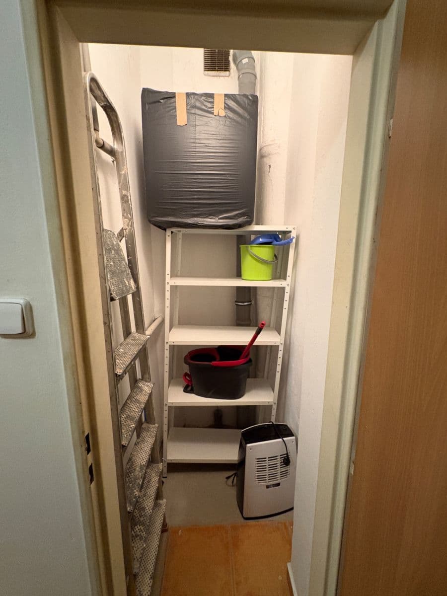 Pronájem bytu 1+kk 28 m², Na Celné, Praha, Praha Pronájem bytu 1+kk 28 m², Na Celné, Praha, Praha