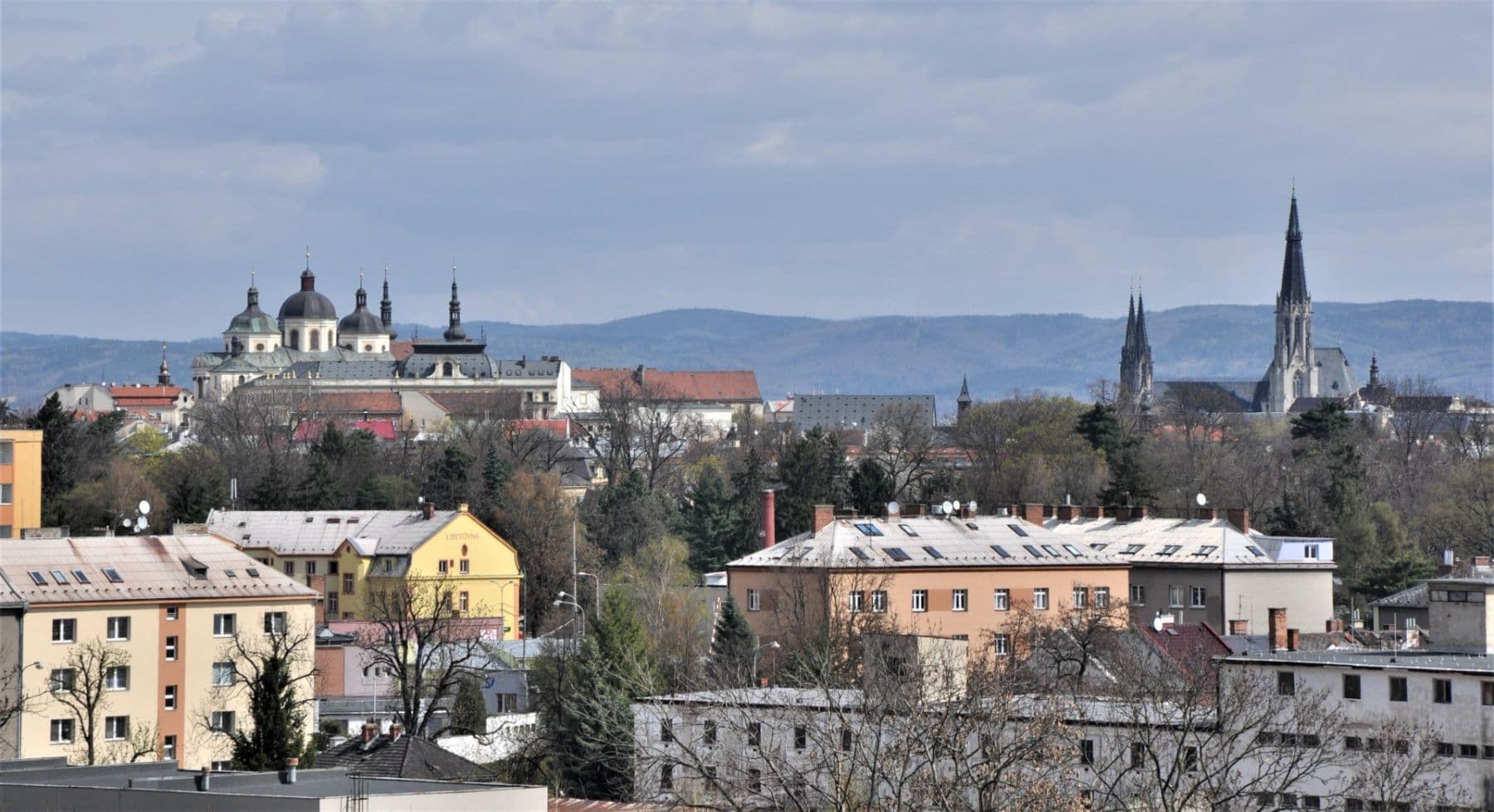 Pronájem bytu 2+1 57 m², kpt. Jaroše, Olomouc, Olomoucký kraj Pronájem bytu 2+1 57 m², kpt. Jaroše, Olomouc, Olomoucký kraj