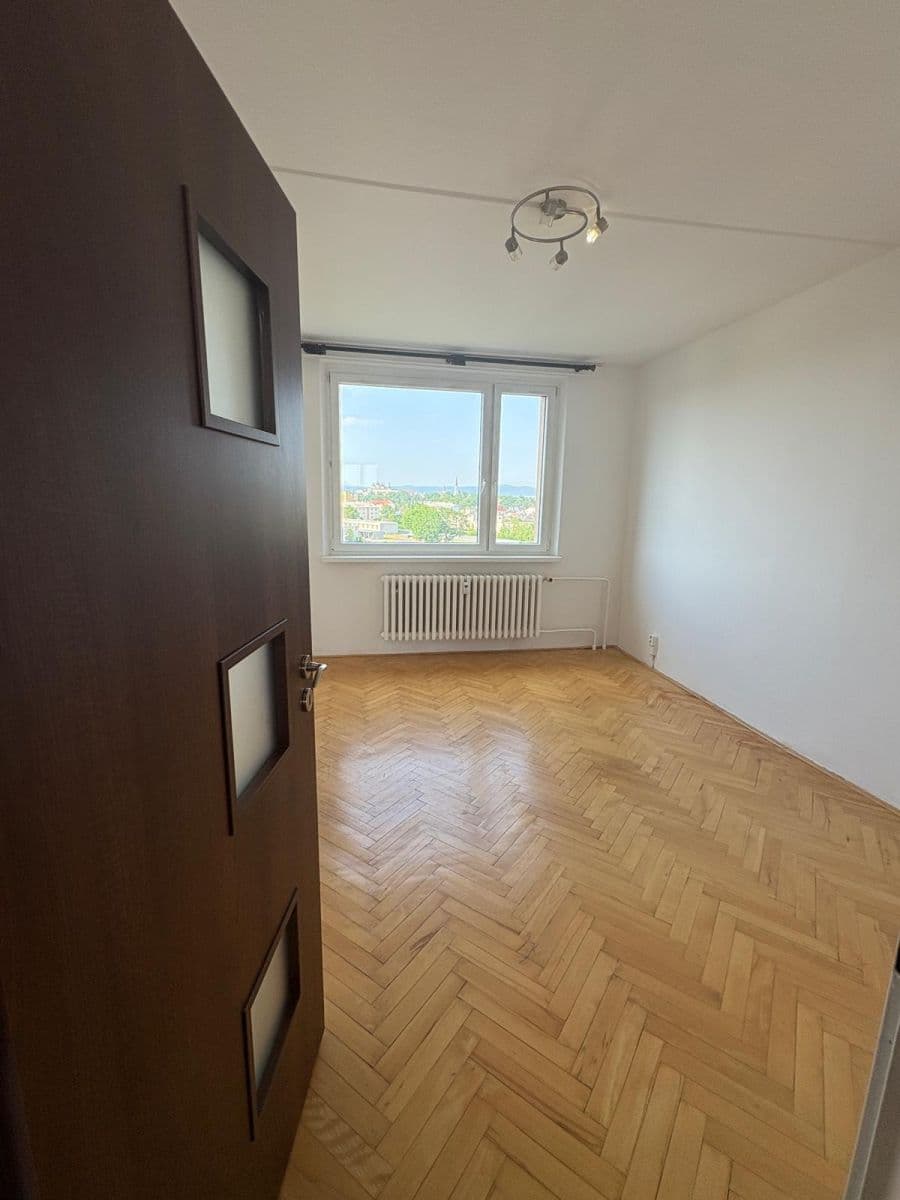 Pronájem bytu 2+1 57 m², kpt. Jaroše, Olomouc, Olomoucký kraj Pronájem bytu 2+1 57 m², kpt. Jaroše, Olomouc, Olomoucký kraj