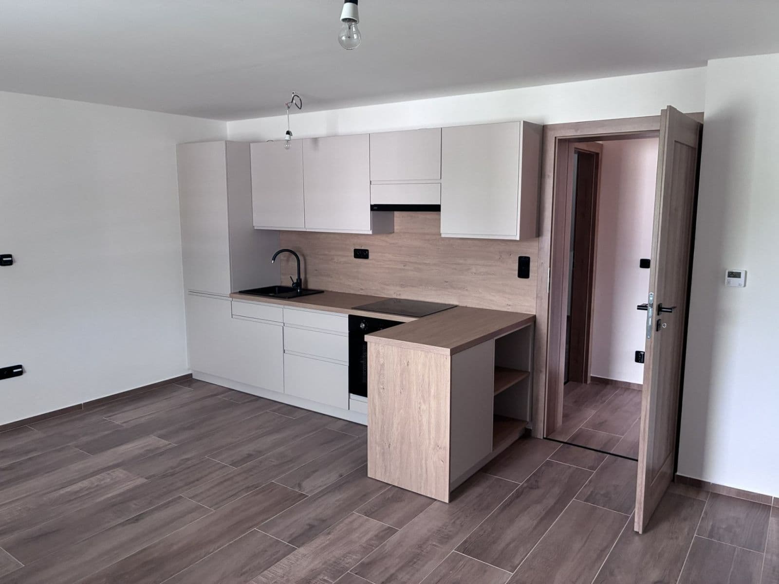 Pronájem bytu 3+kk 79 m², Jabloňová, Orlová, Moravskoslezský kraj Pronájem bytu 3+kk 79 m², Jabloňová, Orlová, Moravskoslezský kraj