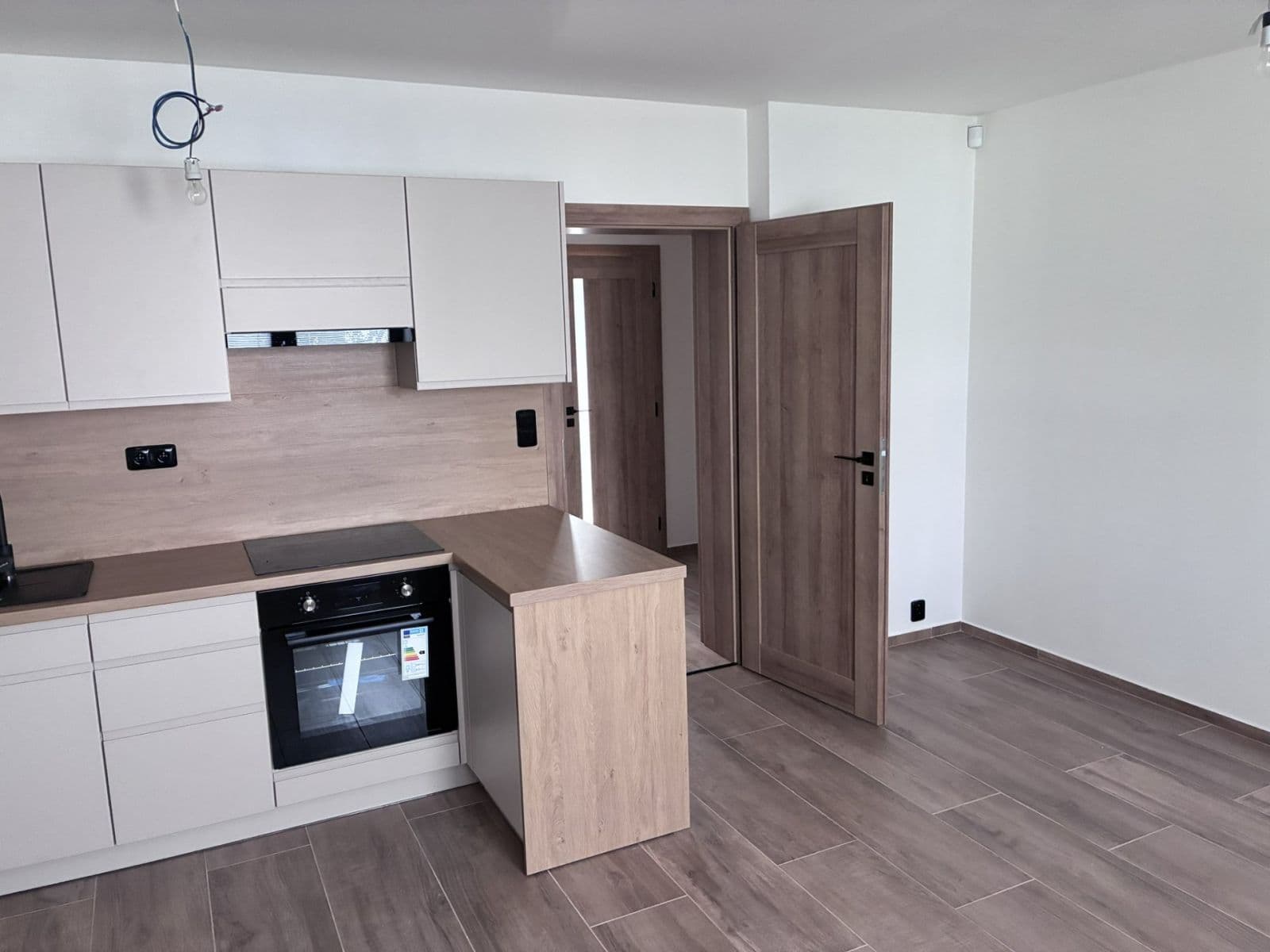 Pronájem bytu 3+kk 79 m², Jabloňová, Orlová, Moravskoslezský kraj Pronájem bytu 3+kk 79 m², Jabloňová, Orlová, Moravskoslezský kraj