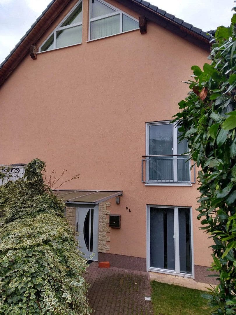 Prodej domu 211 m², pozemek 431 m², Nieder-Olm, Porýní-Falc Prodej domu 211 m², pozemek 431 m², Nieder-Olm, Porýní-Falc
