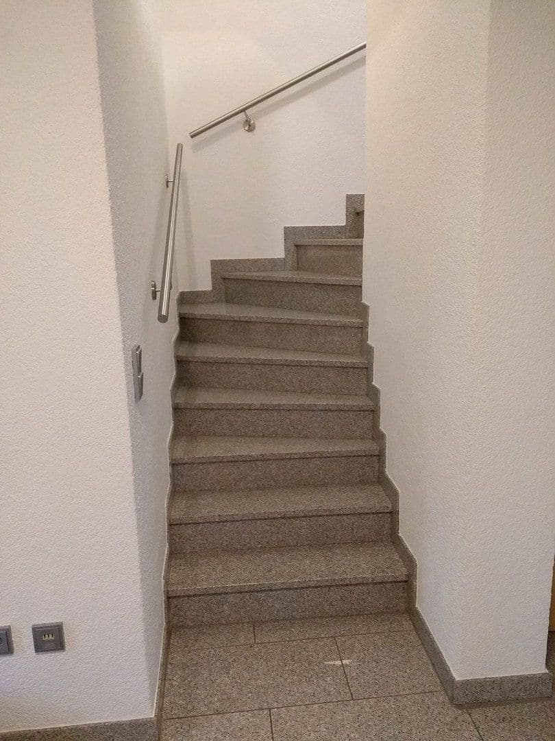 Prodej domu 211 m², pozemek 431 m², Nieder-Olm, Porýní-Falc Prodej domu 211 m², pozemek 431 m², Nieder-Olm, Porýní-Falc