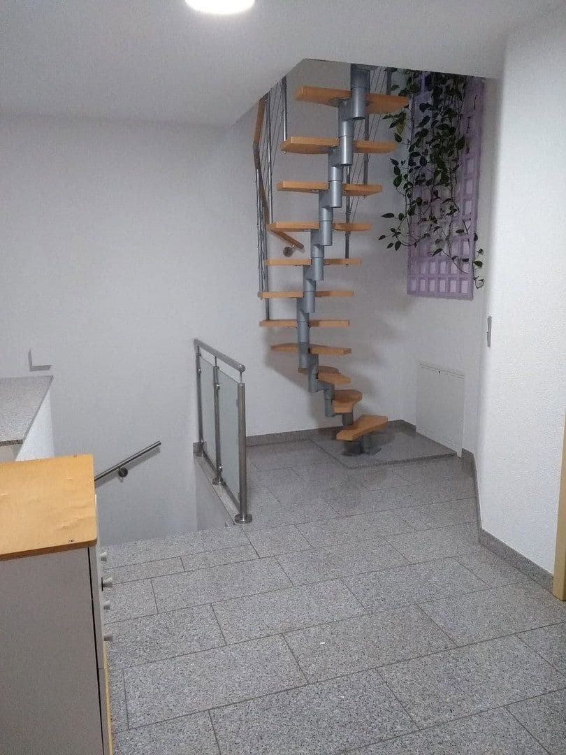 Prodej domu 211 m², pozemek 431 m², Nieder-Olm, Porýní-Falc Prodej domu 211 m², pozemek 431 m², Nieder-Olm, Porýní-Falc