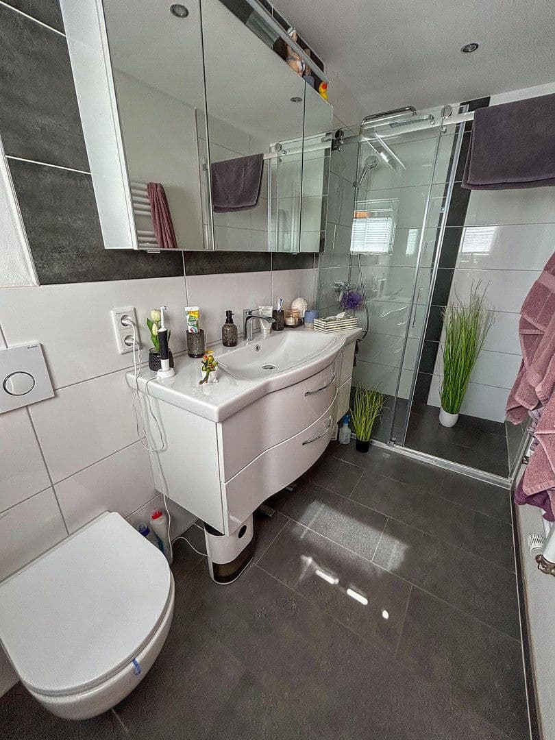 Pronájem domu 100 m², pozemek 300 m², Vereinsstr. 18, Bocholt, Severní Porýní-Vestfálsko Pronájem domu 100 m², pozemek 300 m², Vereinsstr. 18, Bocholt, Severní Porýní-Vestfálsko