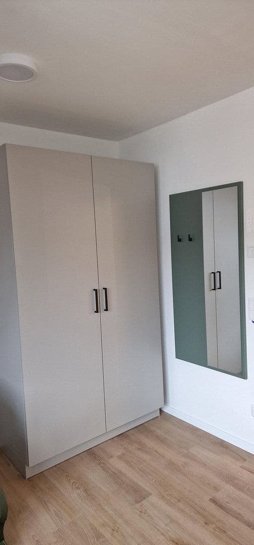 Pronájem bytu 1+1 21 m², Gabelsbergerstraße 20, Erlangen, Bavorsko Pronájem bytu 1+1 21 m², Gabelsbergerstraße 20, Erlangen, Bavorsko