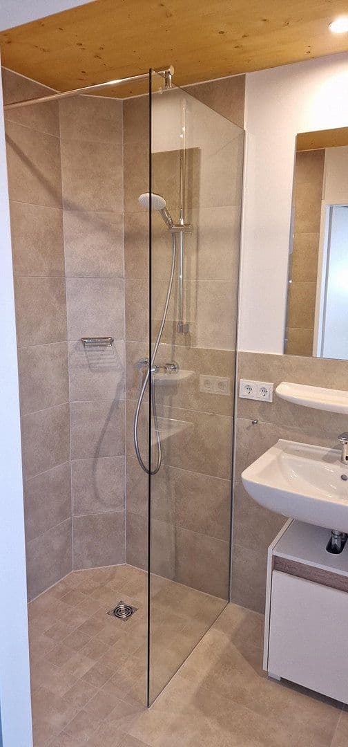 Pronájem bytu 1+1 21 m², Gabelsbergerstraße 20, Erlangen, Bavorsko Pronájem bytu 1+1 21 m², Gabelsbergerstraße 20, Erlangen, Bavorsko