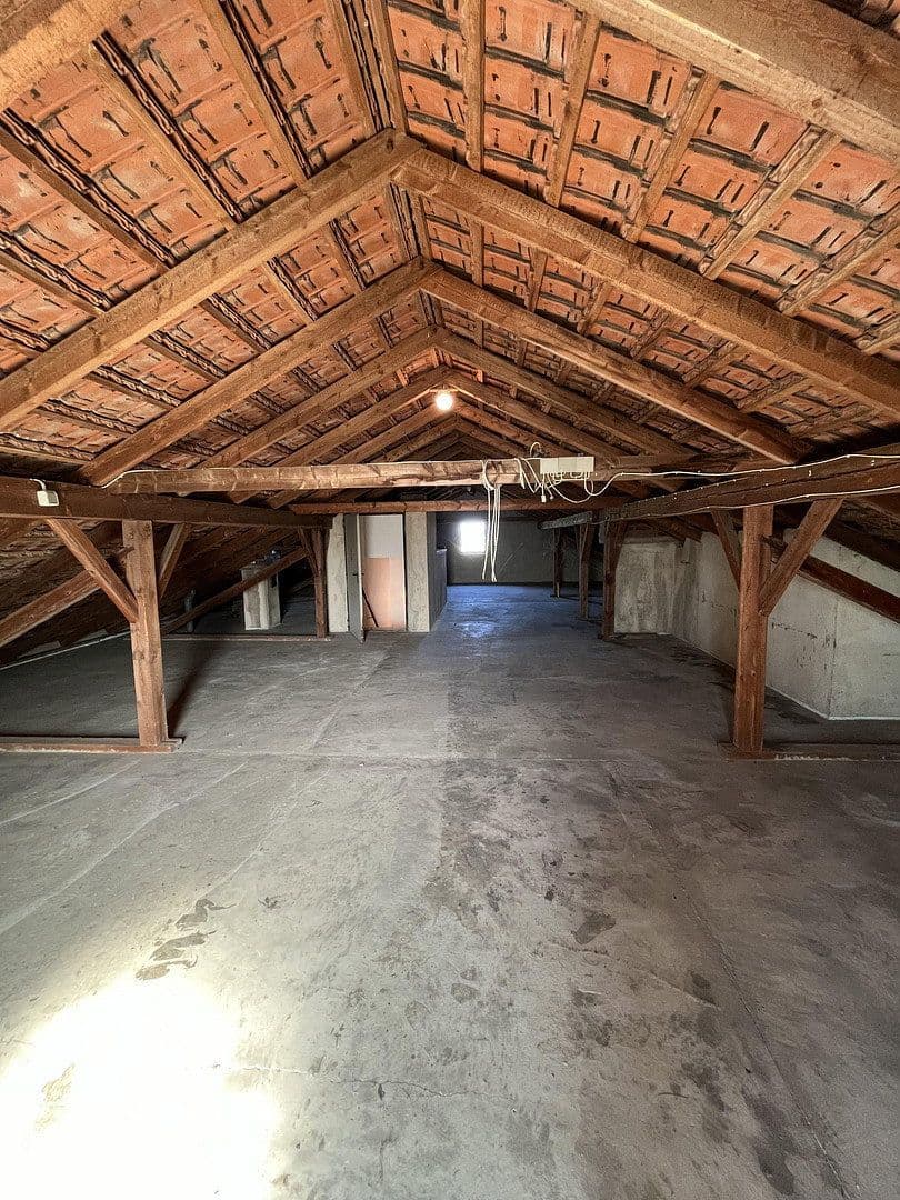 Prodej domu 186 m², pozemek 1.900 m², Eichendorf, Bavorsko Prodej domu 186 m², pozemek 1.900 m², Eichendorf, Bavorsko