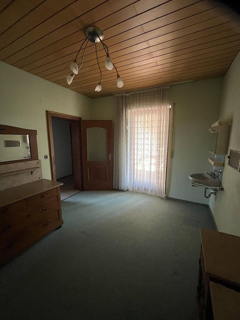 Prodej domu 186 m², pozemek 1.900 m², Eichendorf, Bavorsko Prodej domu 186 m², pozemek 1.900 m², Eichendorf, Bavorsko