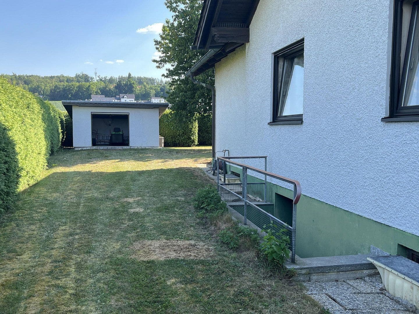 Prodej domu 186 m², pozemek 1.900 m², Eichendorf, Bavorsko Prodej domu 186 m², pozemek 1.900 m², Eichendorf, Bavorsko
