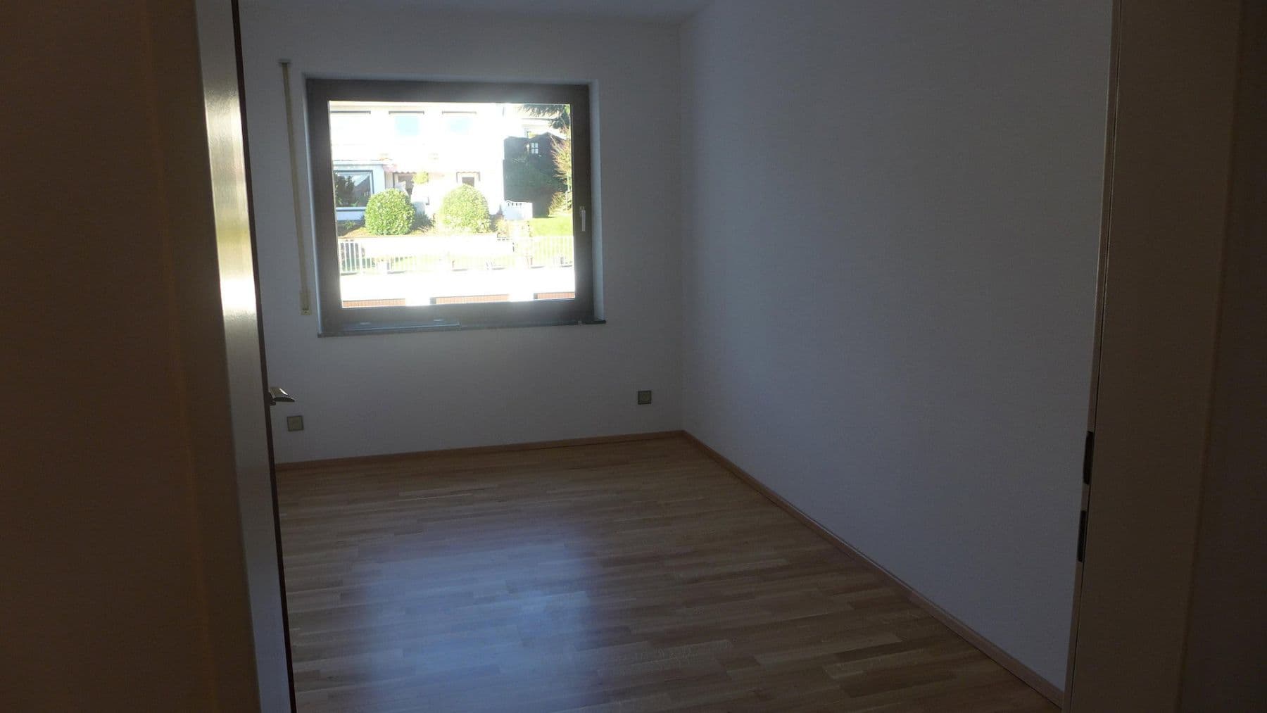Prodej bytu 4+1 126 m², Erkrath, Severní Porýní-Vestfálsko Prodej bytu 4+1 126 m², Erkrath, Severní Porýní-Vestfálsko