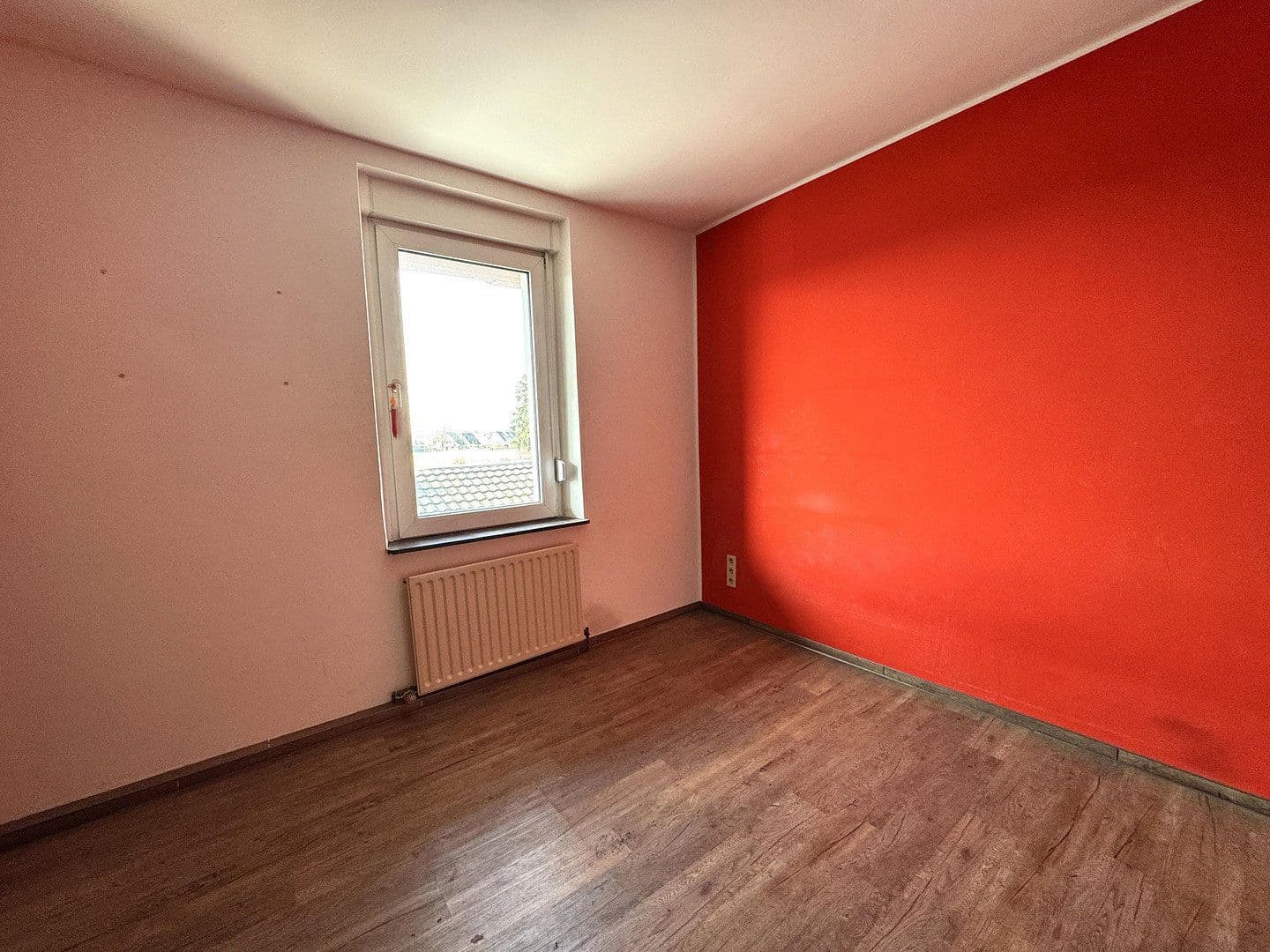 Prodej domu 130 m², pozemek 536 m², Jüchen, Severní Porýní-Vestfálsko Prodej domu 130 m², pozemek 536 m², Jüchen, Severní Porýní-Vestfálsko