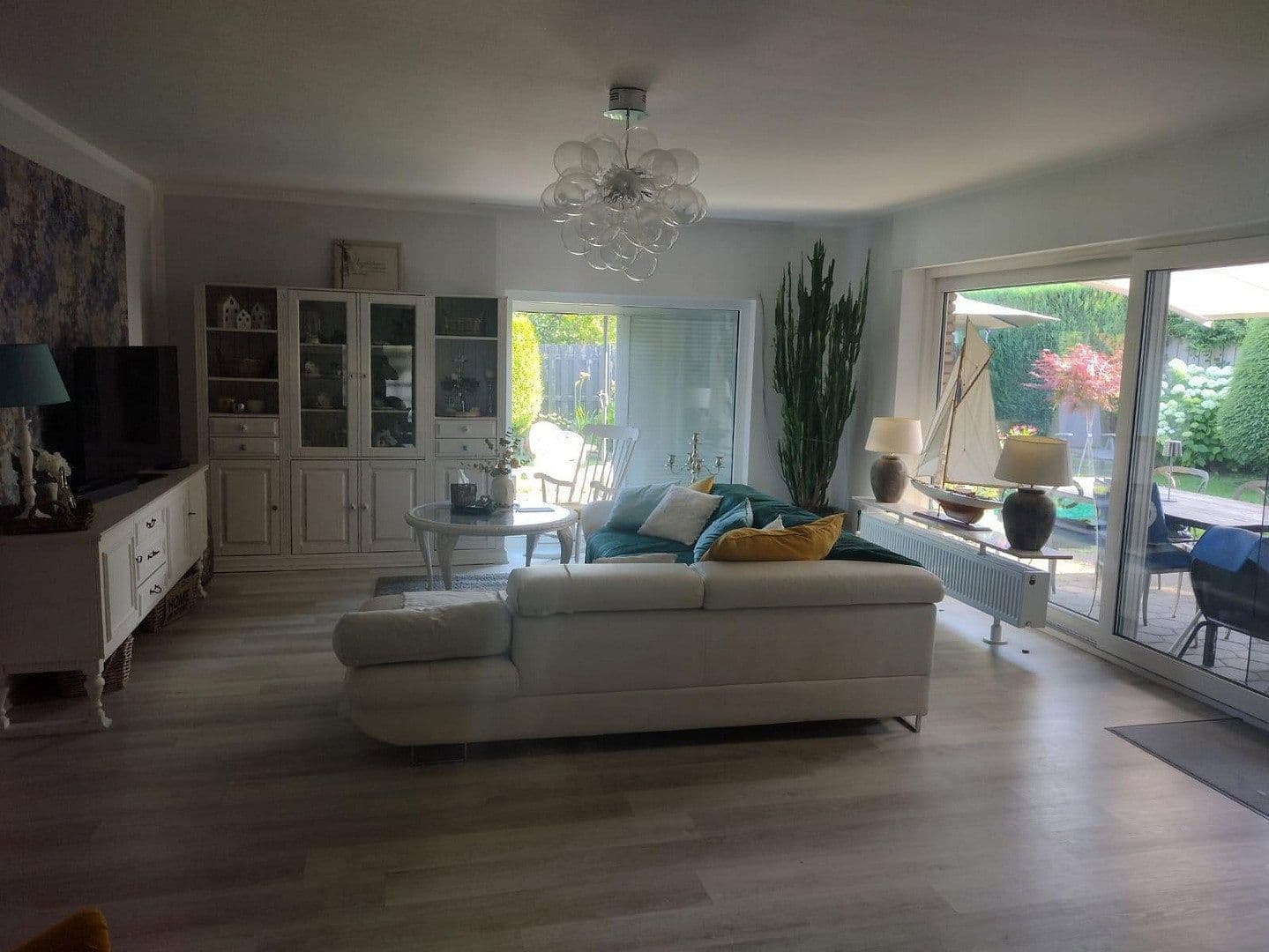 Prodej domu 148 m², pozemek 500 m², Bielefeld, Severní Porýní-Vestfálsko Prodej domu 148 m², pozemek 500 m², Bielefeld, Severní Porýní-Vestfálsko