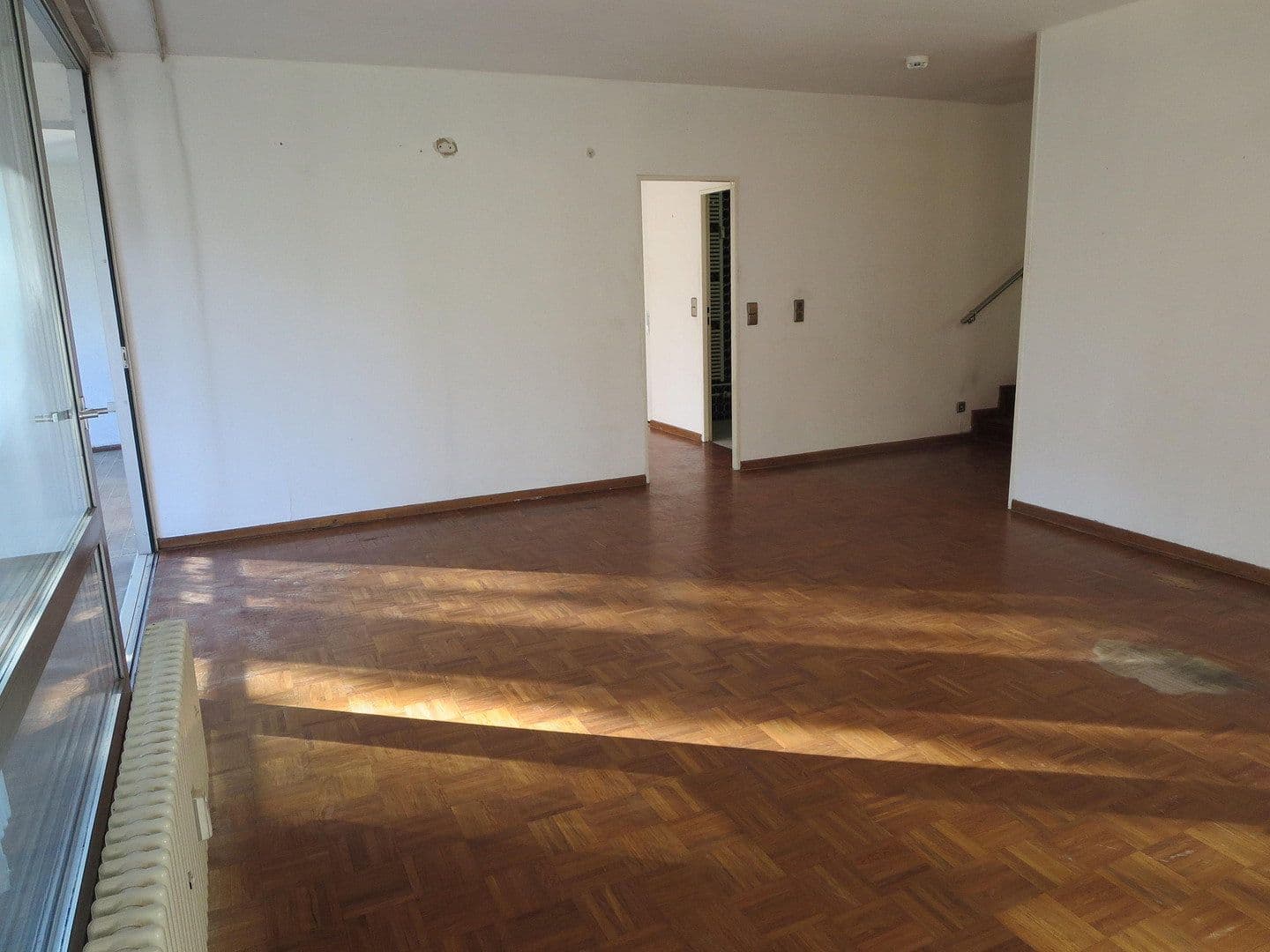 Prodej bytu 3+1 90 m², Berlin, Berlín Prodej bytu 3+1 90 m², Berlin, Berlín