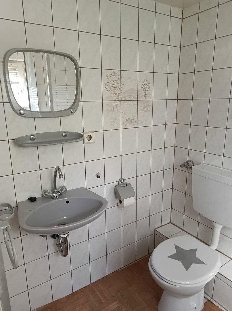 Prodej domu 95 m², pozemek 240 m², Thersienstraße 6, Hagenbach, Porýní-Falc Prodej domu 95 m², pozemek 240 m², Thersienstraße 6, Hagenbach, Porýní-Falc