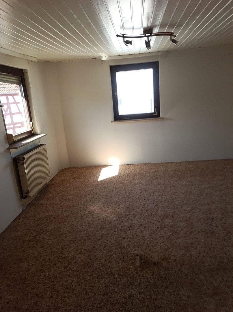 Prodej domu 95 m², pozemek 240 m², Thersienstraße 6, Hagenbach, Porýní-Falc Prodej domu 95 m², pozemek 240 m², Thersienstraße 6, Hagenbach, Porýní-Falc