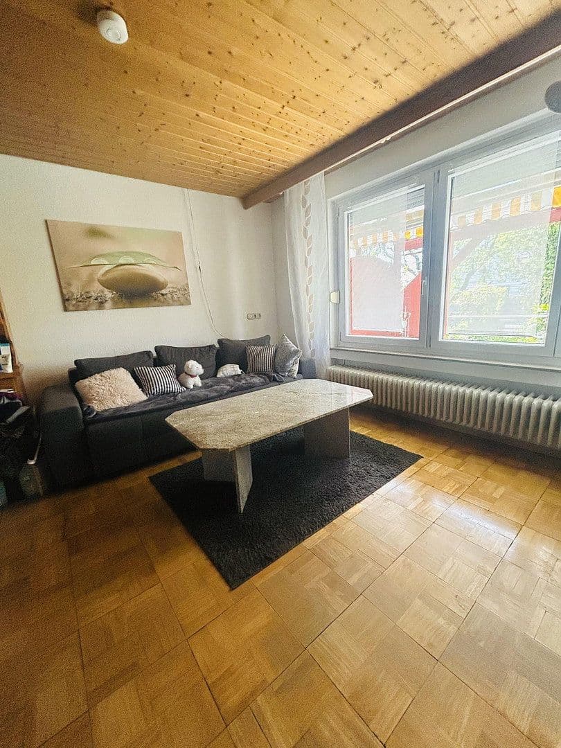 Prodej domu 95 m², pozemek 220 m², Singen (Hohentwiel), Bádensko-Württembersko Prodej domu 95 m², pozemek 220 m², Singen (Hohentwiel), Bádensko-Württembersko