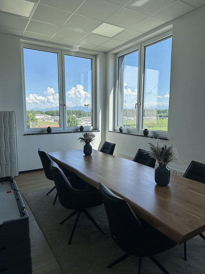 Pronájem kanceláře 174 m², Carl-von-Ossietzky-Str. 7, Bad Aibling, Bavorsko Pronájem kanceláře 174 m², Carl-von-Ossietzky-Str. 7, Bad Aibling, Bavorsko