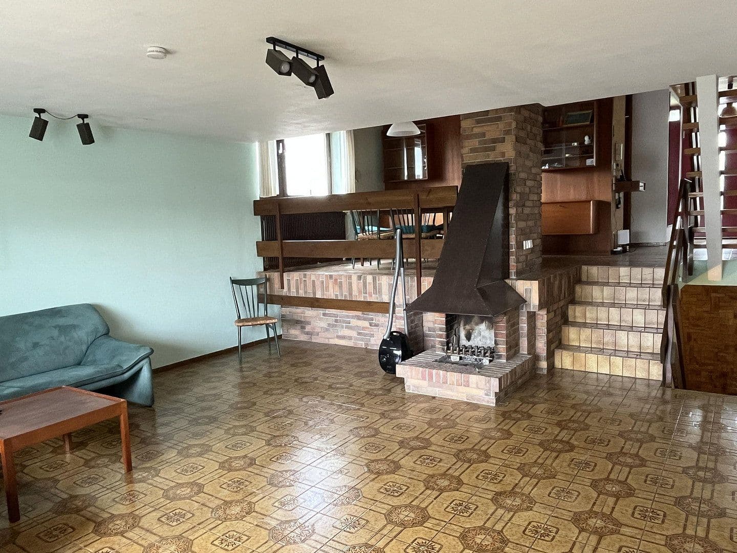 Prodej domu 152 m², pozemek 333 m², Leutenbach, Bádensko-Württembersko Prodej domu 152 m², pozemek 333 m², Leutenbach, Bádensko-Württembersko