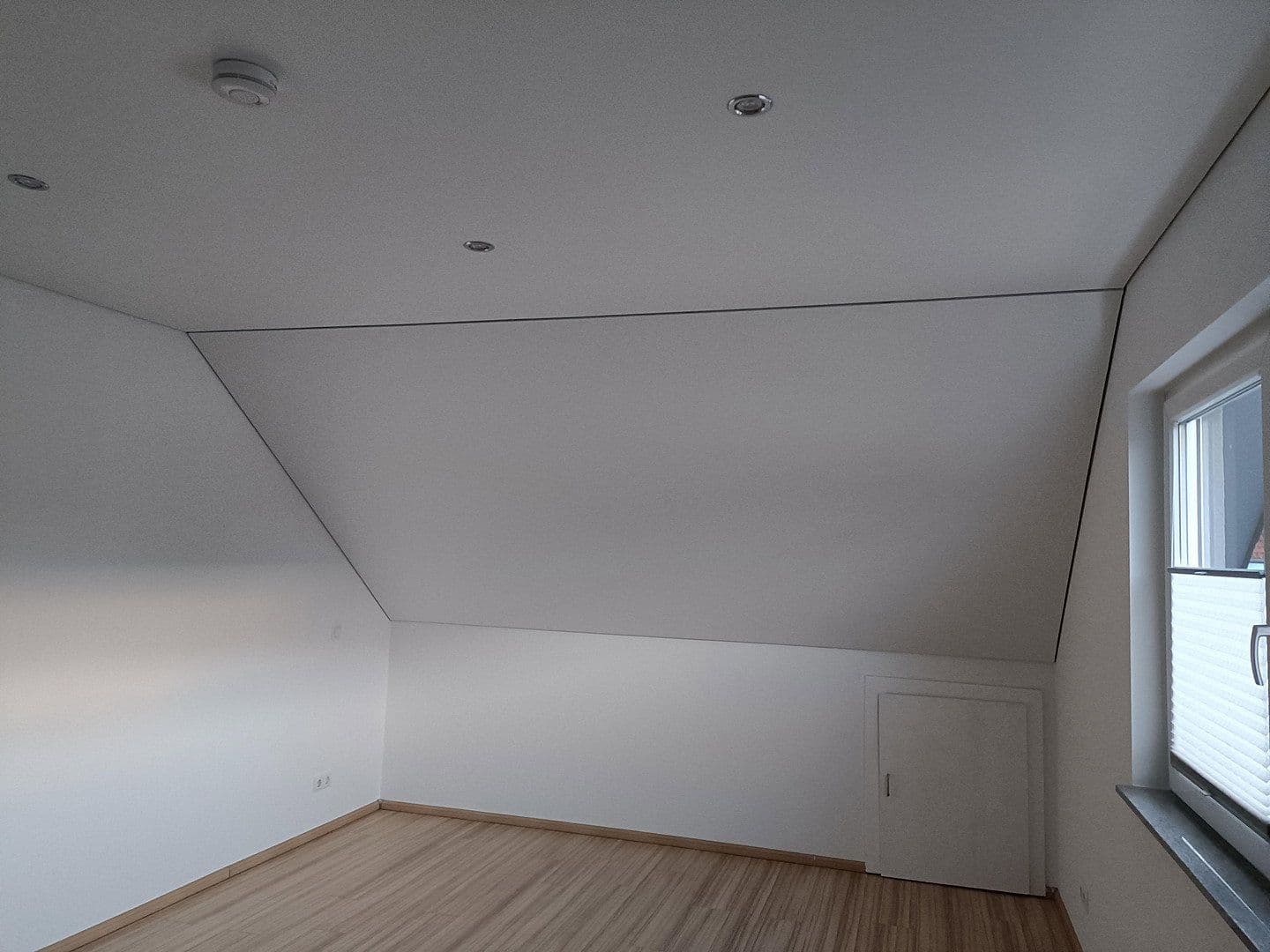 Pronájem bytu 3+kk 90 m², Reilingen, Bádensko-Württembersko Pronájem bytu 3+kk 90 m², Reilingen, Bádensko-Württembersko