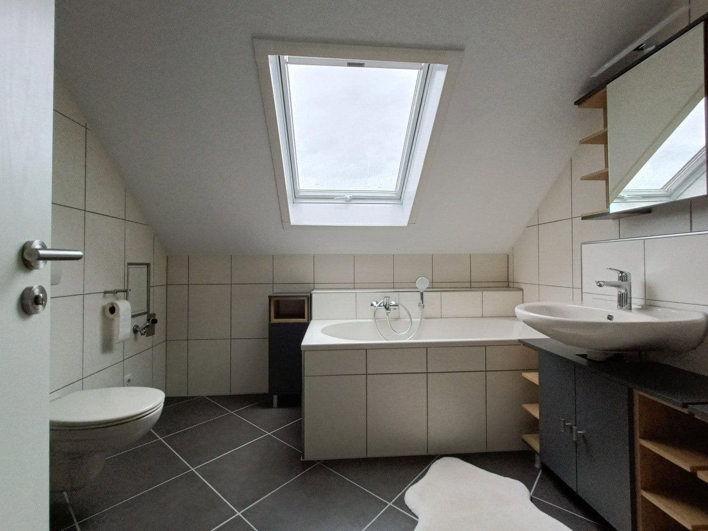 Pronájem bytu 3+kk 90 m², Reilingen, Bádensko-Württembersko Pronájem bytu 3+kk 90 m², Reilingen, Bádensko-Württembersko