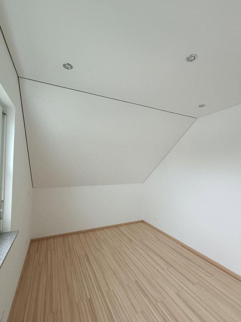 Pronájem bytu 3+kk 90 m², Reilingen, Bádensko-Württembersko Pronájem bytu 3+kk 90 m², Reilingen, Bádensko-Württembersko