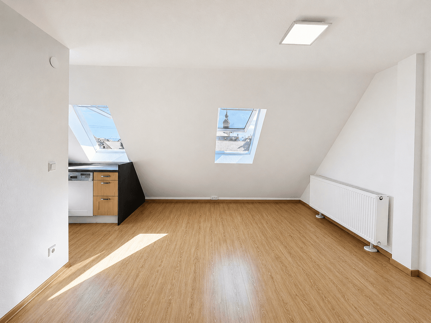 Prodej bytu 2+1 45 m², Friedrichstraße 8, Vaihingen an der Enz, Bádensko-Württembersko Prodej bytu 2+1 45 m², Friedrichstraße 8, Vaihingen an der Enz, Bádensko-Württembersko