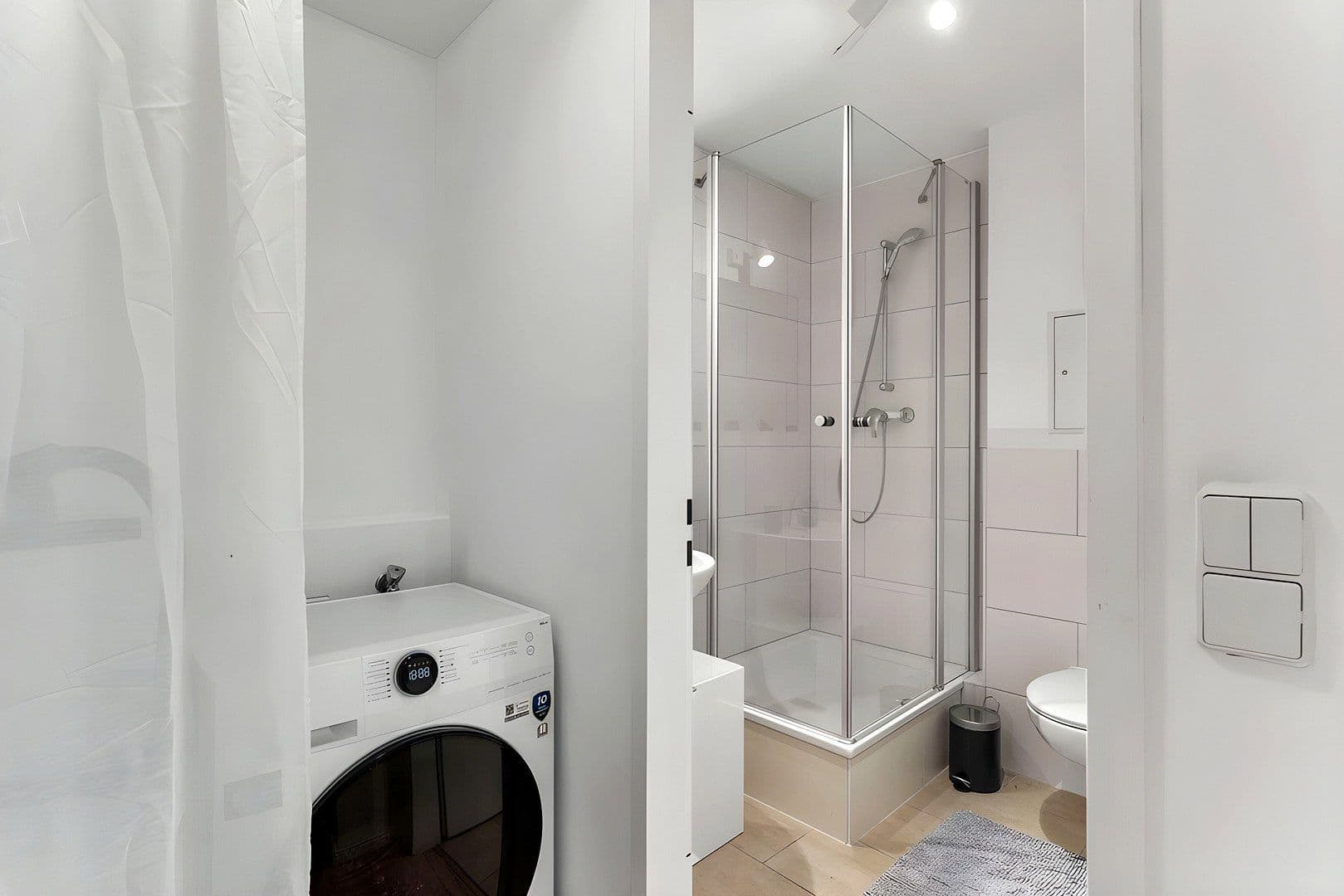 Pronájem bytu 2+1 50 m², Hechelstraße 14, Berlin, Berlín Pronájem bytu 2+1 50 m², Hechelstraße 14, Berlin, Berlín