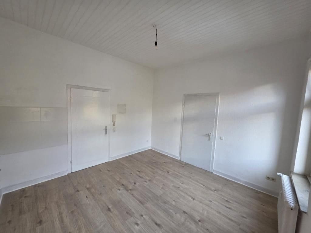 Pronájem bytu 2+1 31 m², Auguststr. 13, Bonn, Severní Porýní-Vestfálsko Pronájem bytu 2+1 31 m², Auguststr. 13, Bonn, Severní Porýní-Vestfálsko