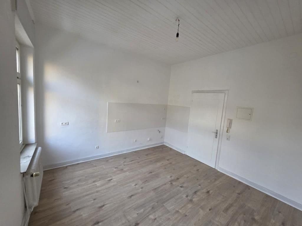 Pronájem bytu 2+1 31 m², Auguststr. 13, Bonn, Severní Porýní-Vestfálsko Pronájem bytu 2+1 31 m², Auguststr. 13, Bonn, Severní Porýní-Vestfálsko