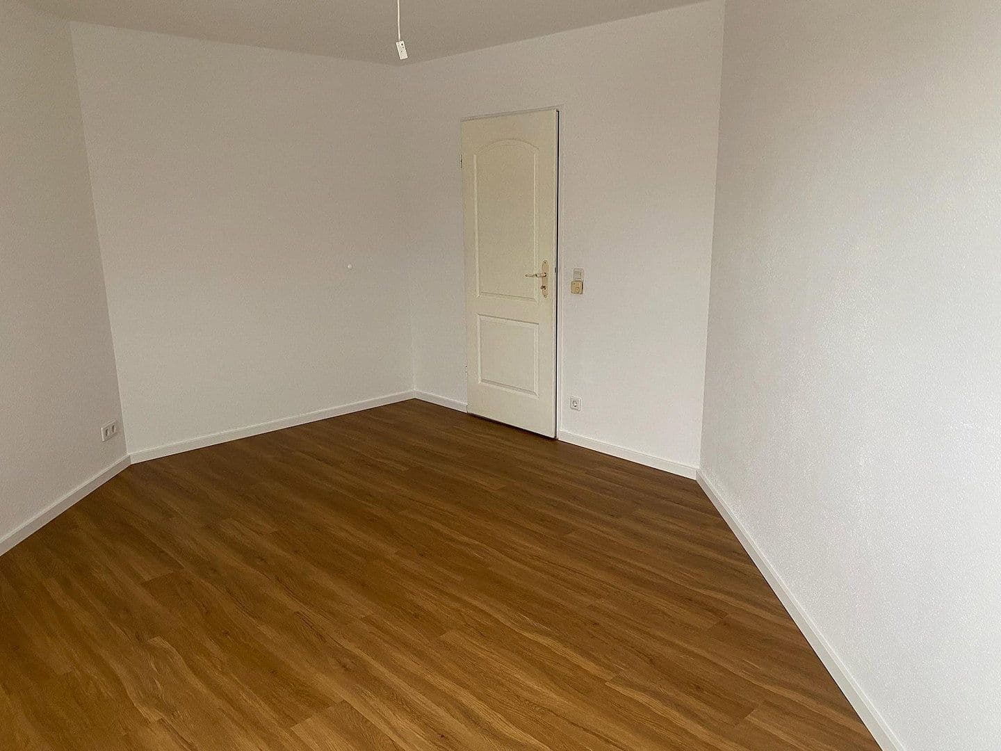 Pronájem bytu 4+1 123 m², Talhofstrasse 30, Gilching, Bavorsko Pronájem bytu 4+1 123 m², Talhofstrasse 30, Gilching, Bavorsko