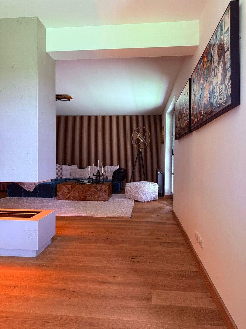 Prodej domu 260 m², pozemek 5.000 m², Visbek, Dolní Sasko Prodej domu 260 m², pozemek 5.000 m², Visbek, Dolní Sasko