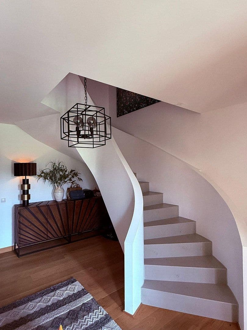 Prodej domu 260 m², pozemek 5.000 m², Visbek, Dolní Sasko Prodej domu 260 m², pozemek 5.000 m², Visbek, Dolní Sasko