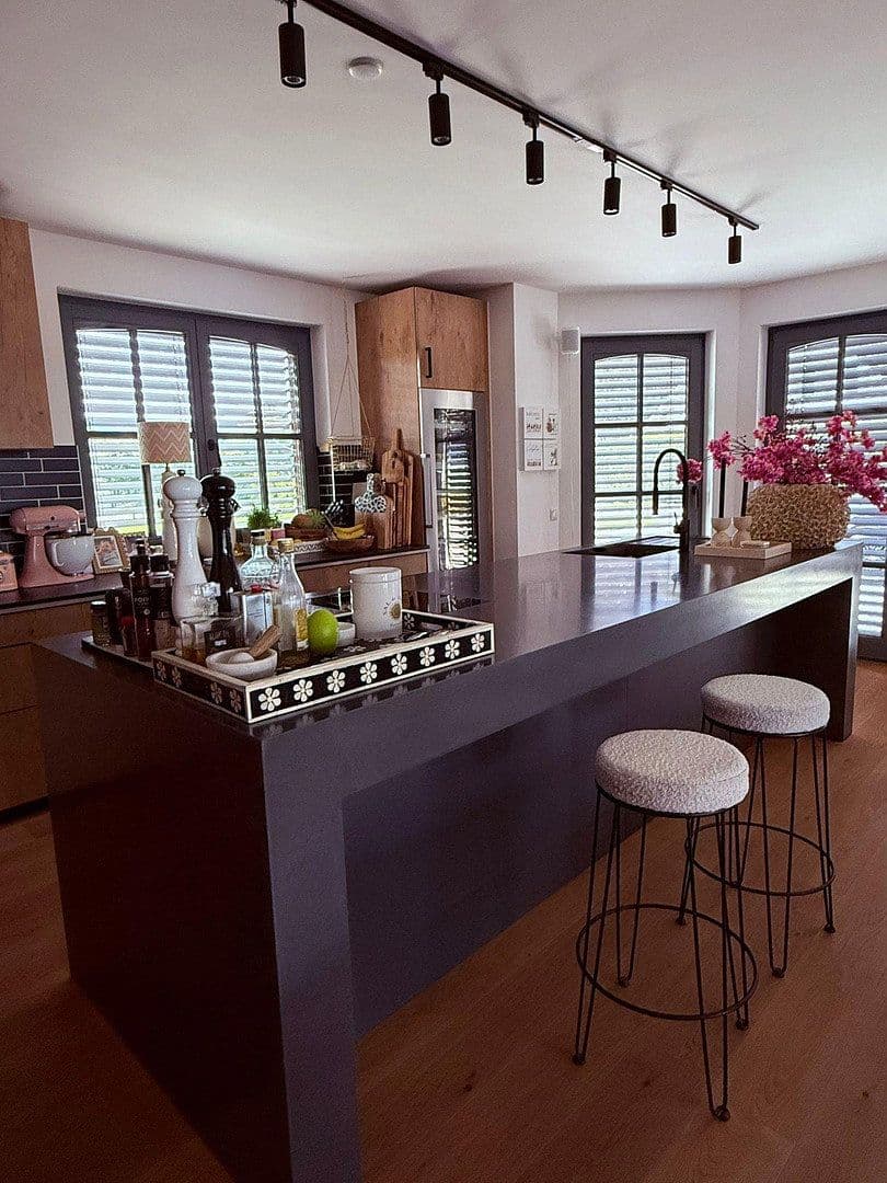 Prodej domu 260 m², pozemek 5.000 m², Visbek, Dolní Sasko Prodej domu 260 m², pozemek 5.000 m², Visbek, Dolní Sasko