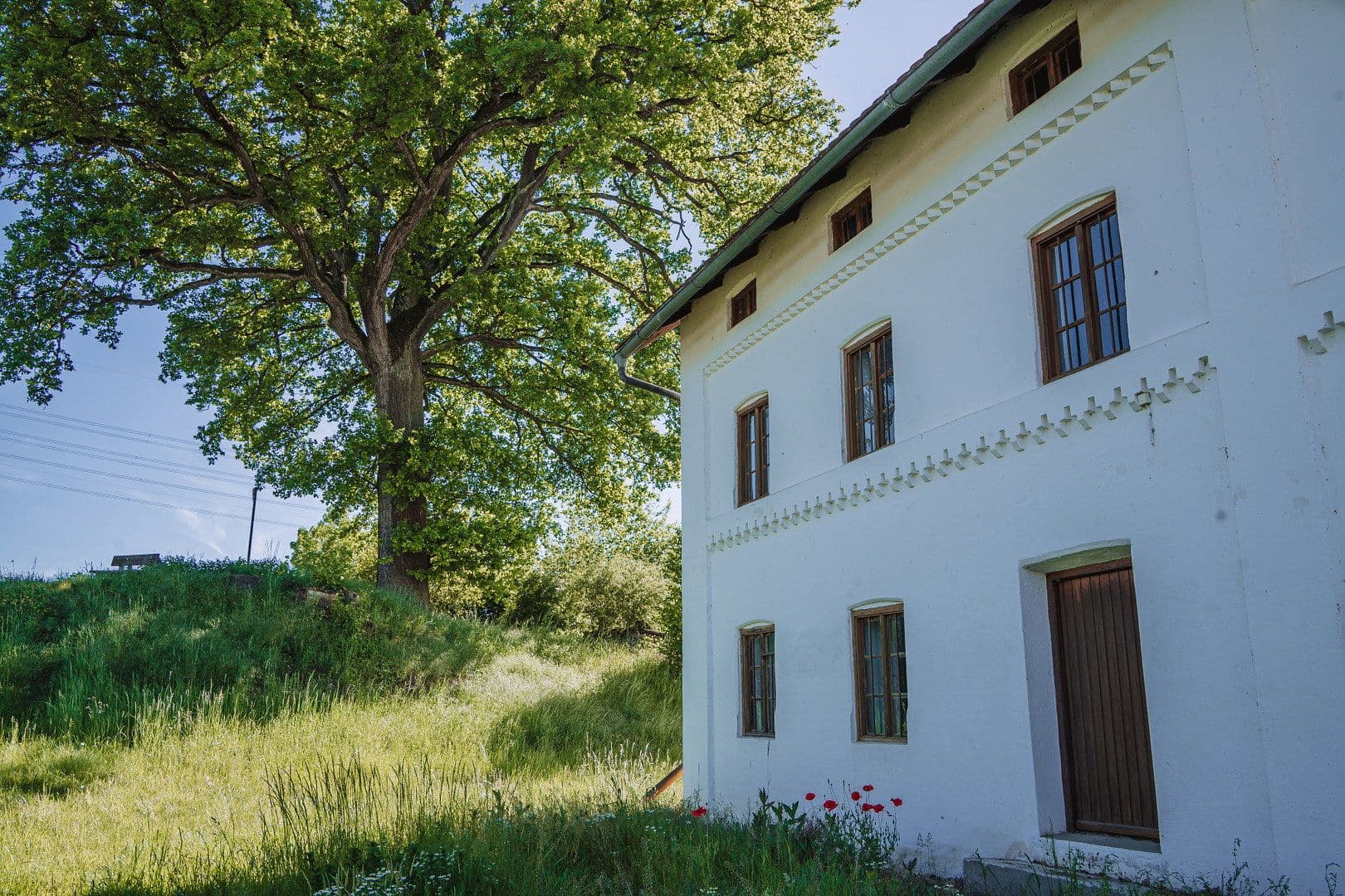 Prodej domu 333 m², pozemek 1.053 m², Am Aichbach, Niederaichbach, Bavorsko Prodej domu 333 m², pozemek 1.053 m², Am Aichbach, Niederaichbach, Bavorsko