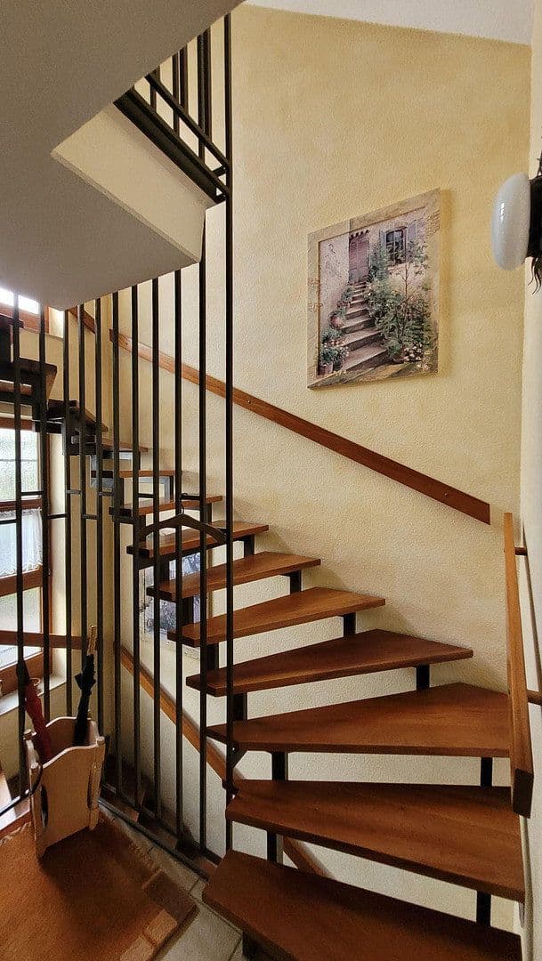 Prodej domu 106 m², pozemek 381 m², Rosenstr. 11/1, Schwieberdingen, Bádensko-Württembersko Prodej domu 106 m², pozemek 381 m², Rosenstr. 11/1, Schwieberdingen, Bádensko-Württembersko
