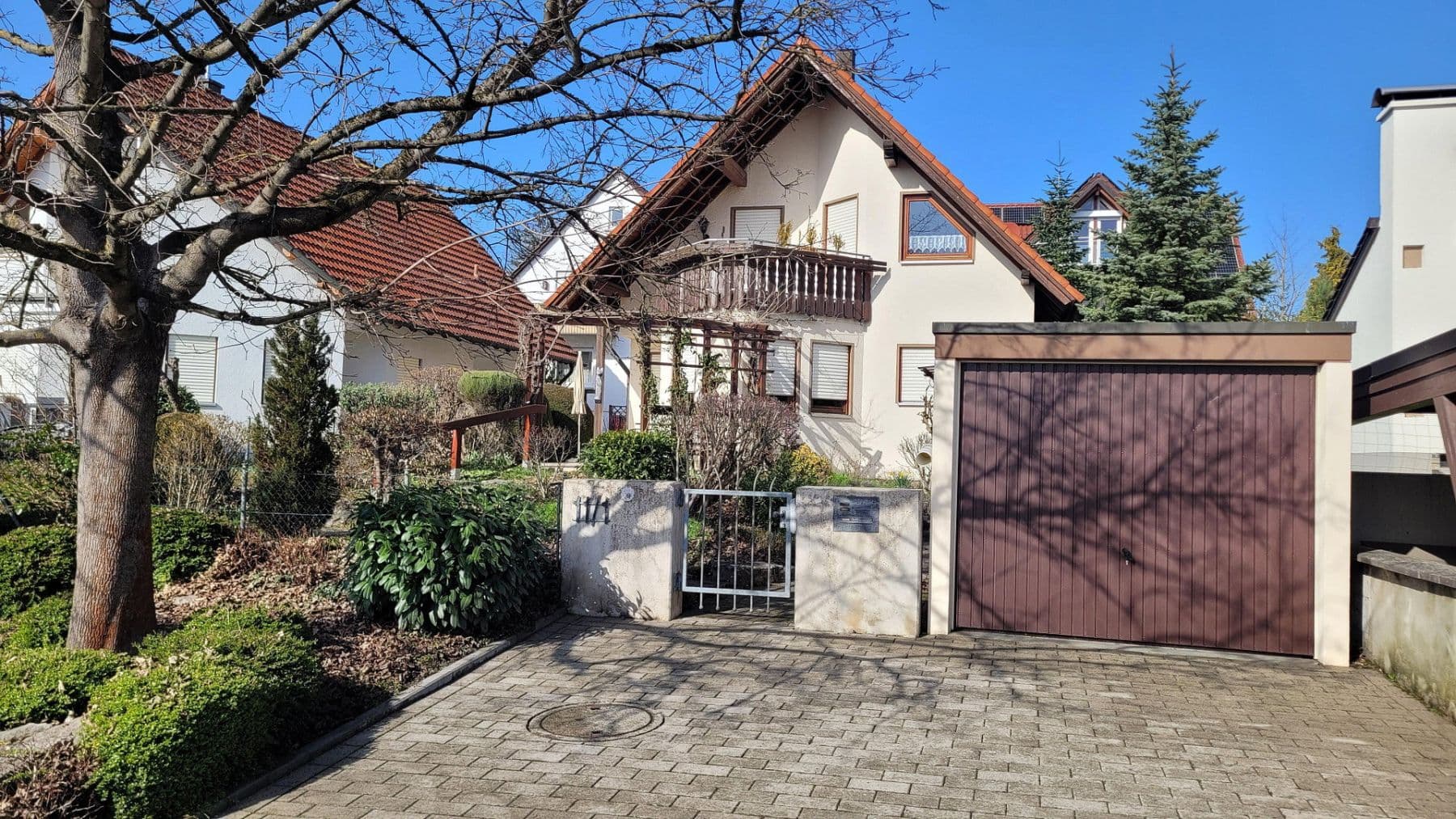 Prodej domu 106 m², pozemek 381 m², Rosenstr. 11/1, Schwieberdingen, Bádensko-Württembersko Prodej domu 106 m², pozemek 381 m², Rosenstr. 11/1, Schwieberdingen, Bádensko-Württembersko