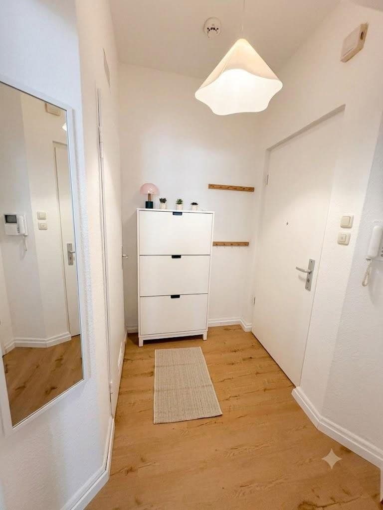 Pronájem bytu 1+1 40 m², Kaiser-Wilhelm-Ring 39, Mainz, Porýní-Falc Pronájem bytu 1+1 40 m², Kaiser-Wilhelm-Ring 39, Mainz, Porýní-Falc