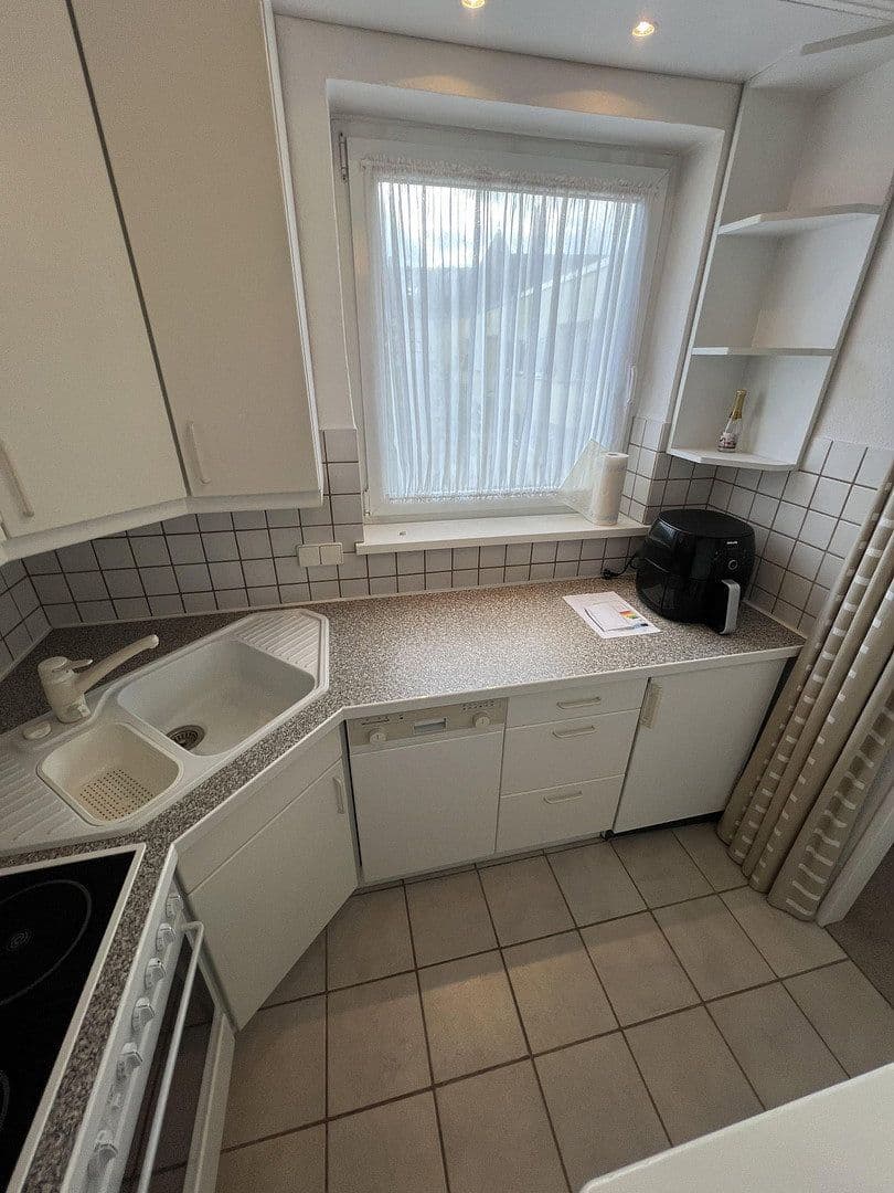 Pronájem bytu 1+1 38 m², Berlin, Berlín Pronájem bytu 1+1 38 m², Berlin, Berlín