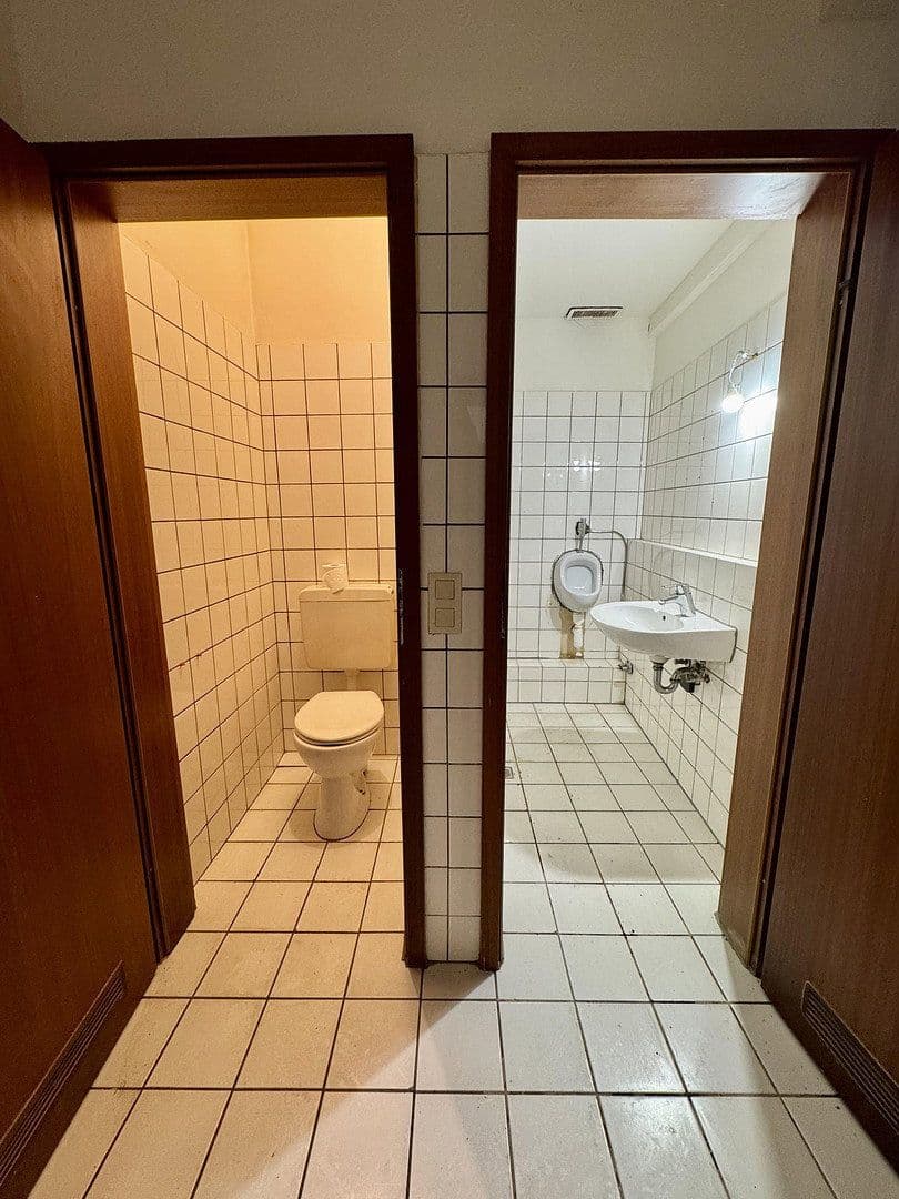 Pronájem nebytového prostoru 230 m², Bochumer Straße 36, Essen, Severní Porýní-Vestfálsko Pronájem nebytového prostoru 230 m², Bochumer Straße 36, Essen, Severní Porýní-Vestfálsko
