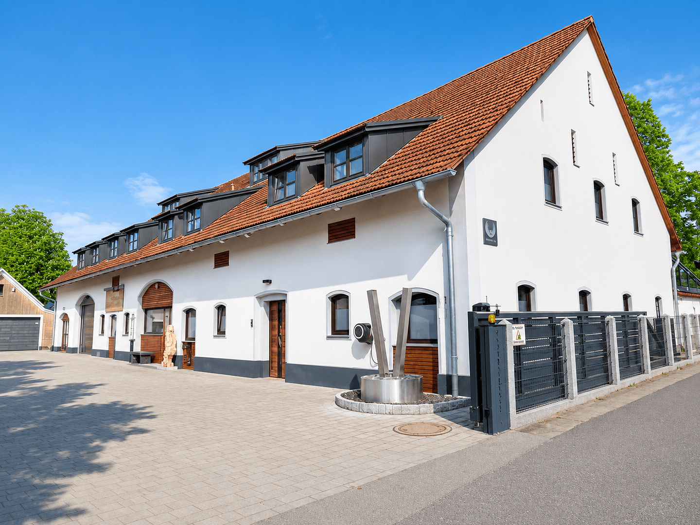 Prodej domu 809 m², pozemek 1.057 m², Kühbach, Bavorsko Prodej domu 809 m², pozemek 1.057 m², Kühbach, Bavorsko