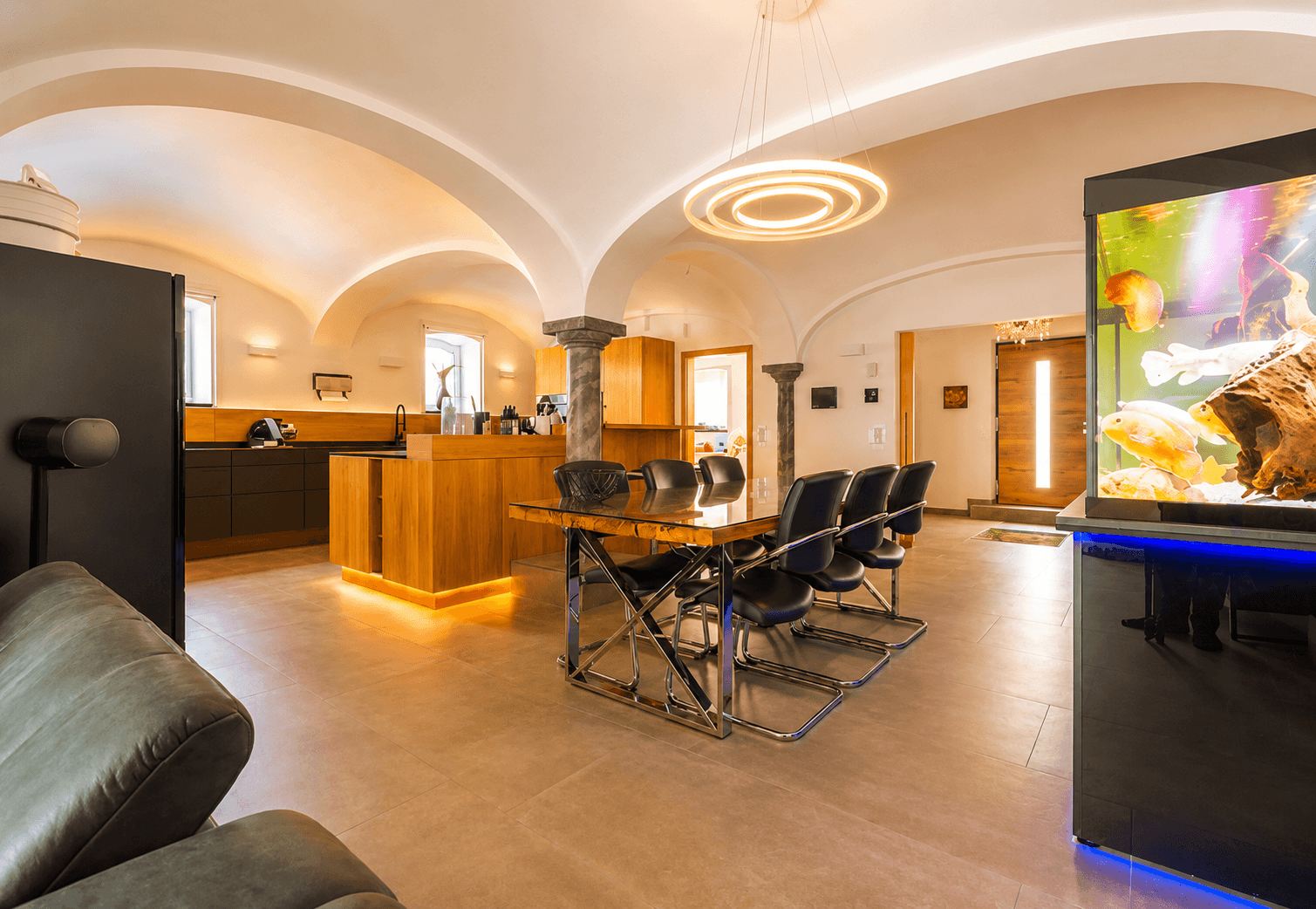 Prodej domu 809 m², pozemek 1.057 m², Kühbach, Bavorsko Prodej domu 809 m², pozemek 1.057 m², Kühbach, Bavorsko