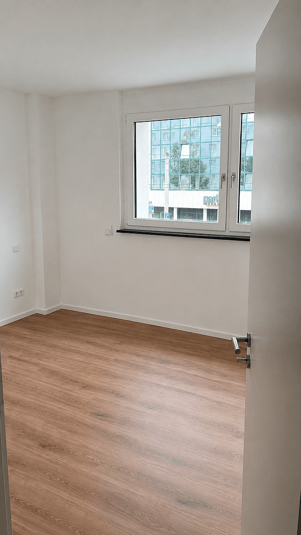 Pronájem bytu 2+1 52 m², Steinbühler Str. 4-6, Nürnberg, Bavorsko Pronájem bytu 2+1 52 m², Steinbühler Str. 4-6, Nürnberg, Bavorsko