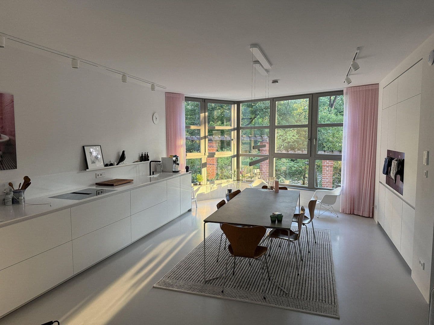 Prodej bytu 5+1 225 m², Berlin, Berlín Prodej bytu 5+1 225 m², Berlin, Berlín