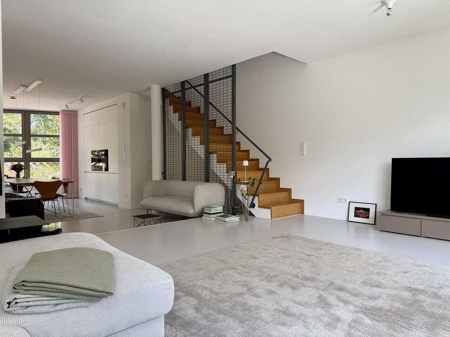 Prodej bytu 5+1 225 m², Berlin, Berlín Prodej bytu 5+1 225 m², Berlin, Berlín